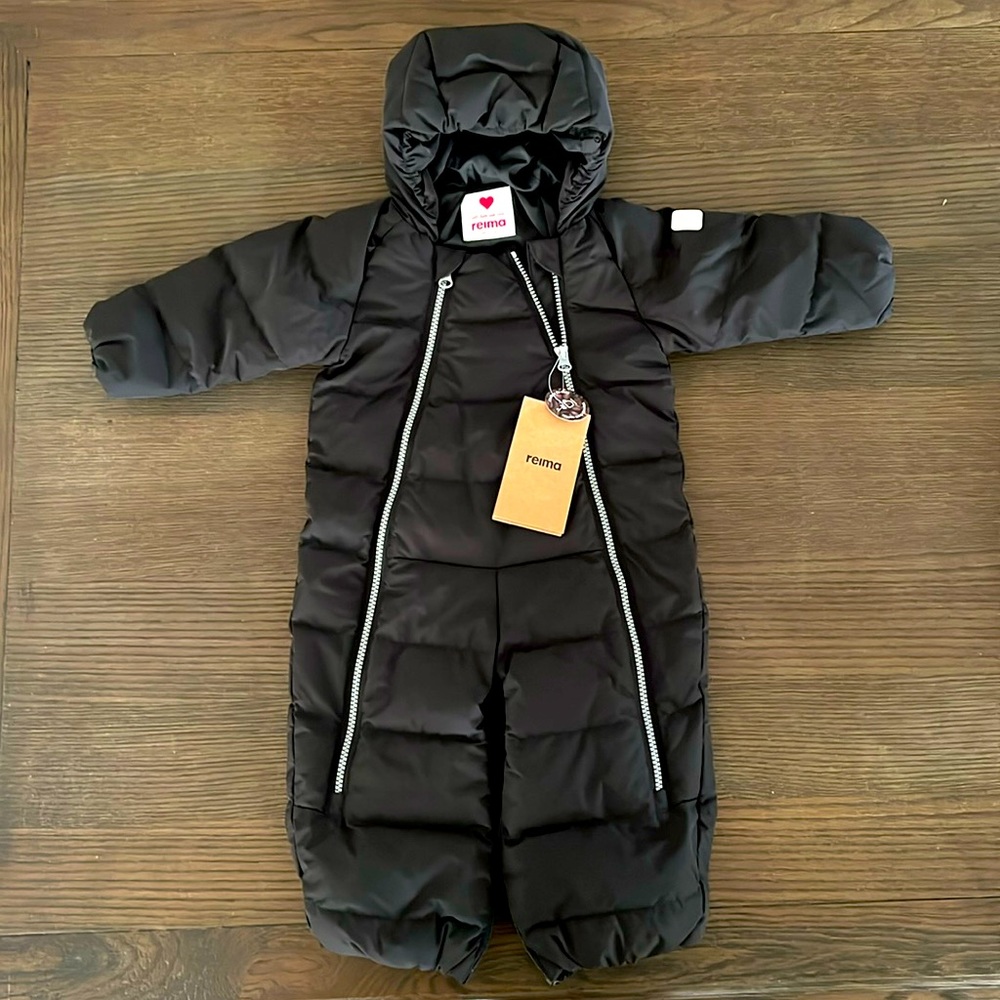 Reima New With Tags Baby Snowsuit (6-9 months)
